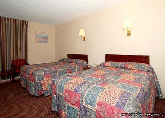 Econo Lodge Tulsa Airport Номер фото